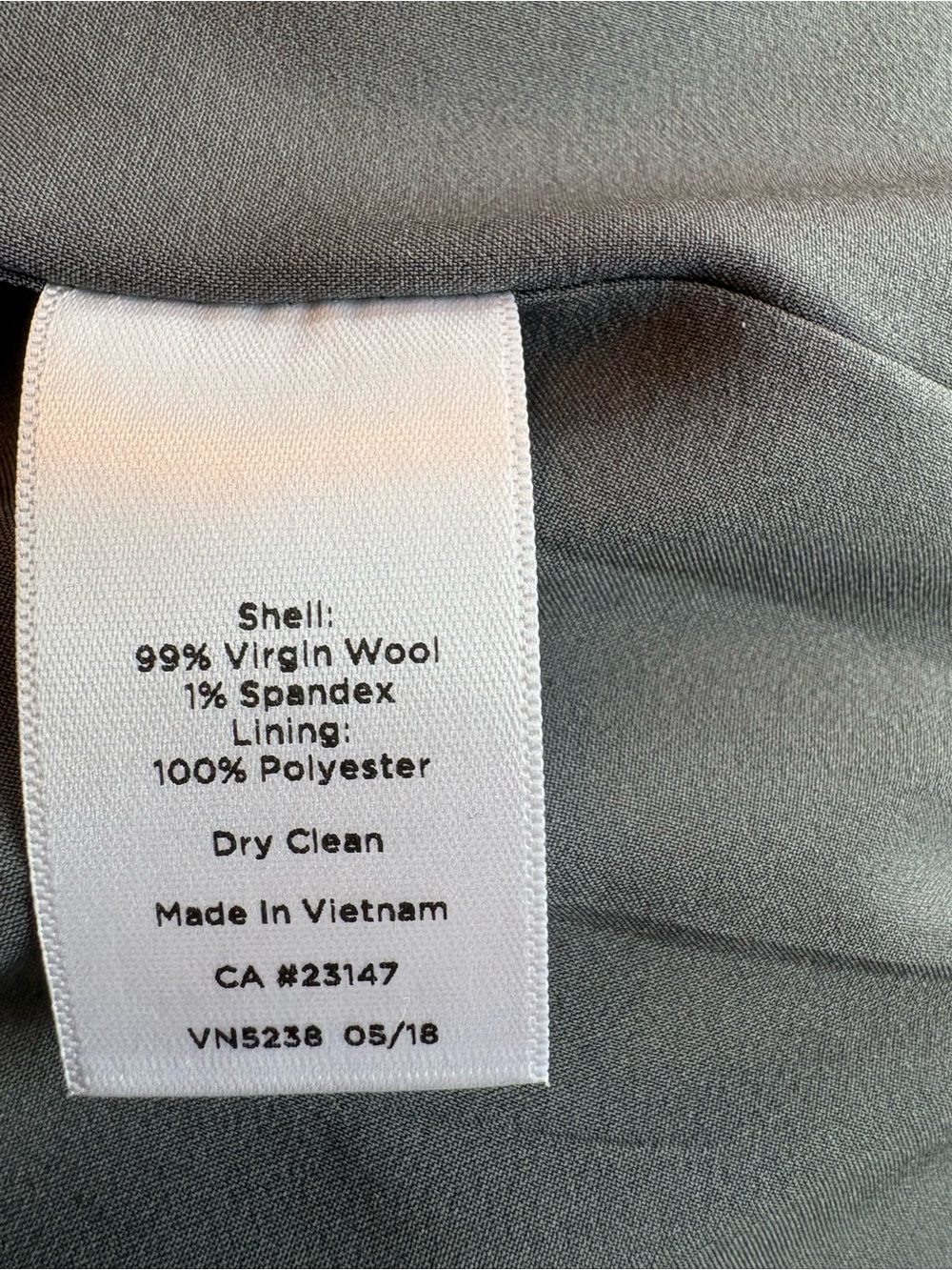 Talbots Sleeveless V-Neck Grey Sheath Dress - Italian Wool - Size 14 - Picture 14 of 14